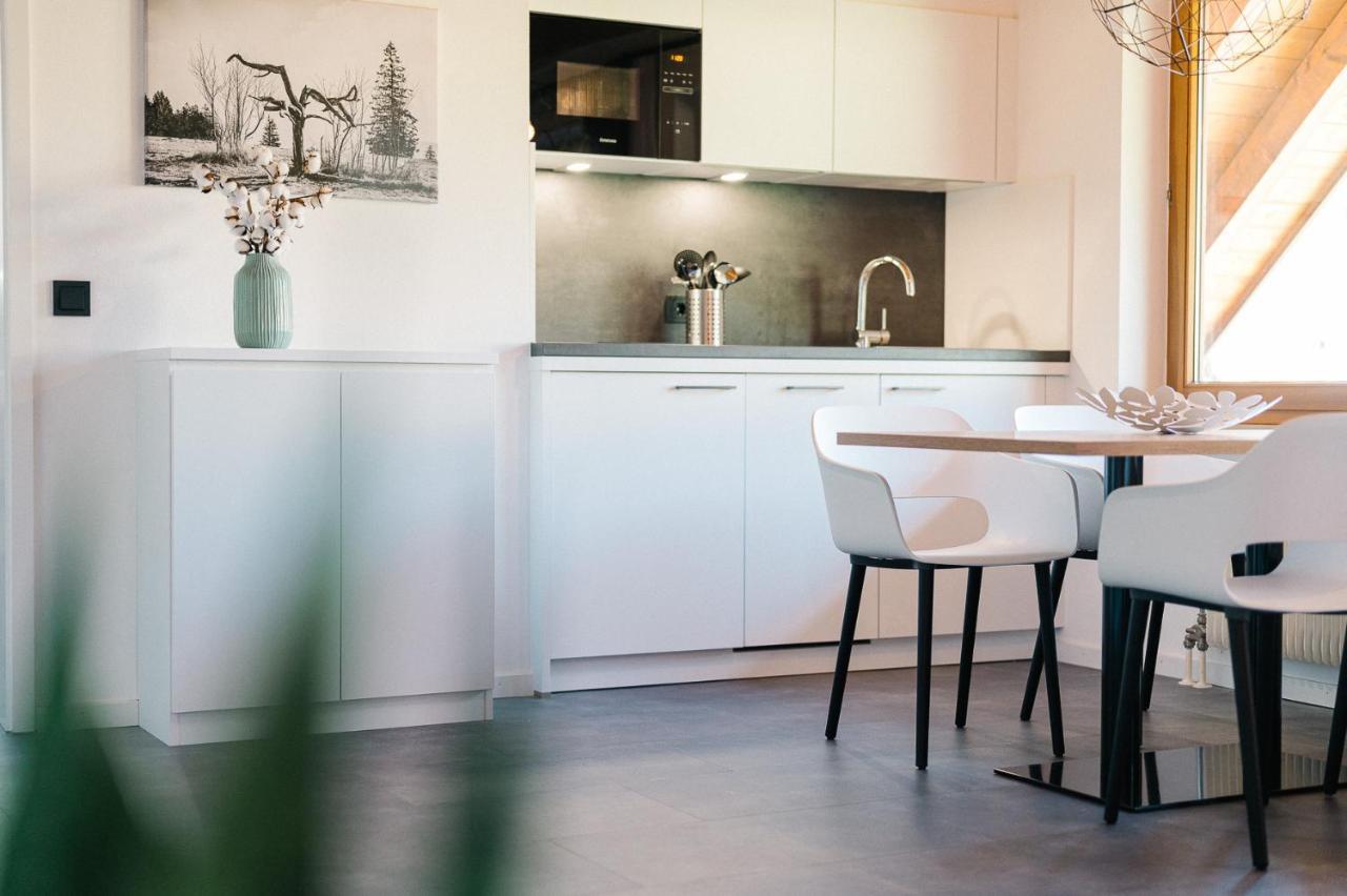 Moderne 2 Zi.-Fewo Blackforest Art Naehe Freiburg Simonswald Exteriör bild