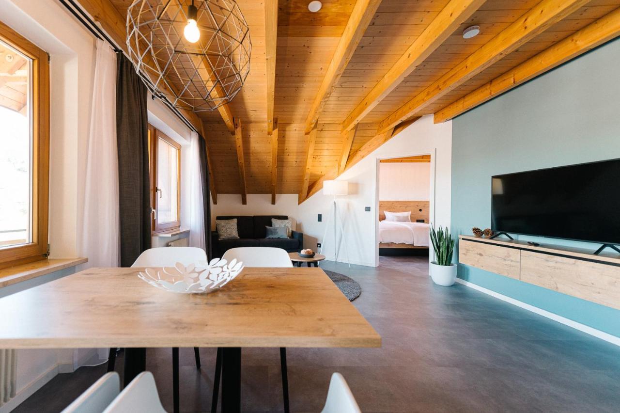 Moderne 2 Zi.-Fewo Blackforest Art Naehe Freiburg Simonswald Exteriör bild