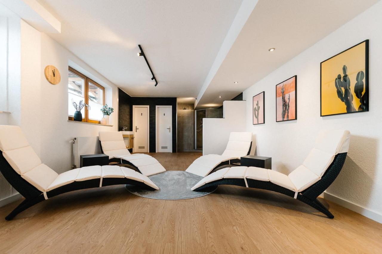 Moderne 2 Zi.-Fewo Blackforest Art Naehe Freiburg Simonswald Exteriör bild